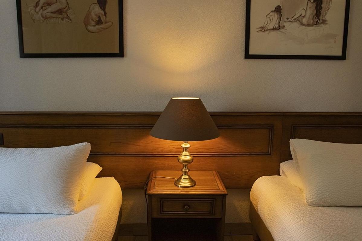 Le Terminus Hotell Tournus Eksteriør bilde